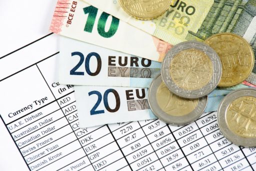 Как в 2025 году уведомить ФНС от открытии счета за рубежом?